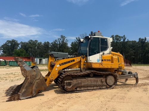 2017 Liebherr LR636
