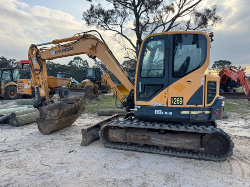 Hyundai ROBEX 80CR-9